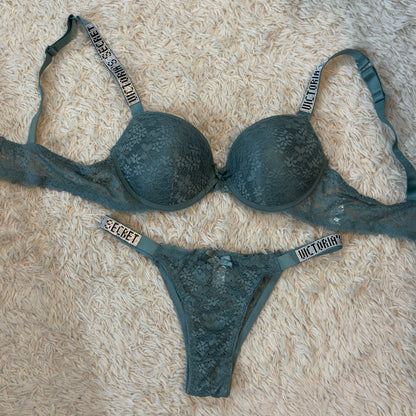 VS Bra & Panty Set