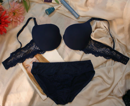 Lacy Bra Set